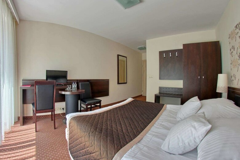 Hotel Zacisze W Turawie