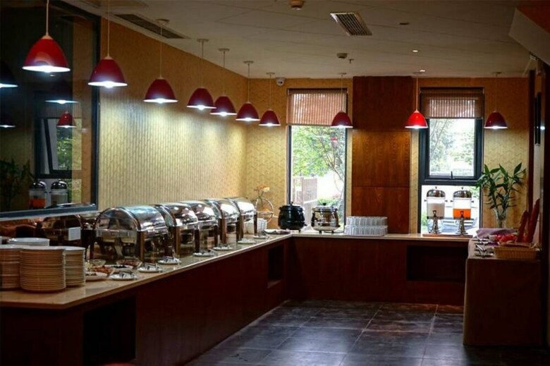 Panda Prince Hotel