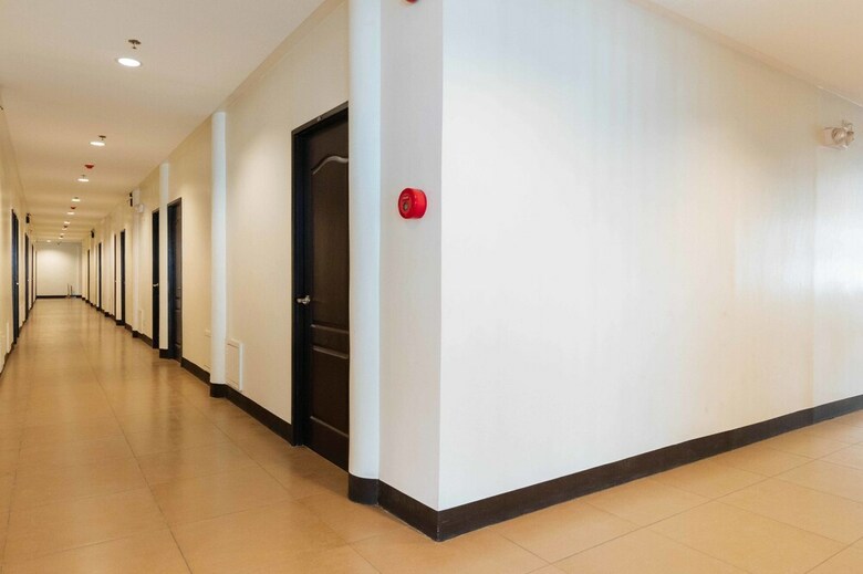 Hotel Reddoorz Plus @ Edsa Congressional