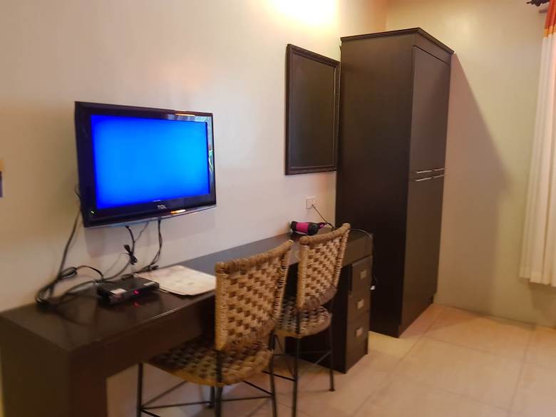 Subic Pearl Hotel