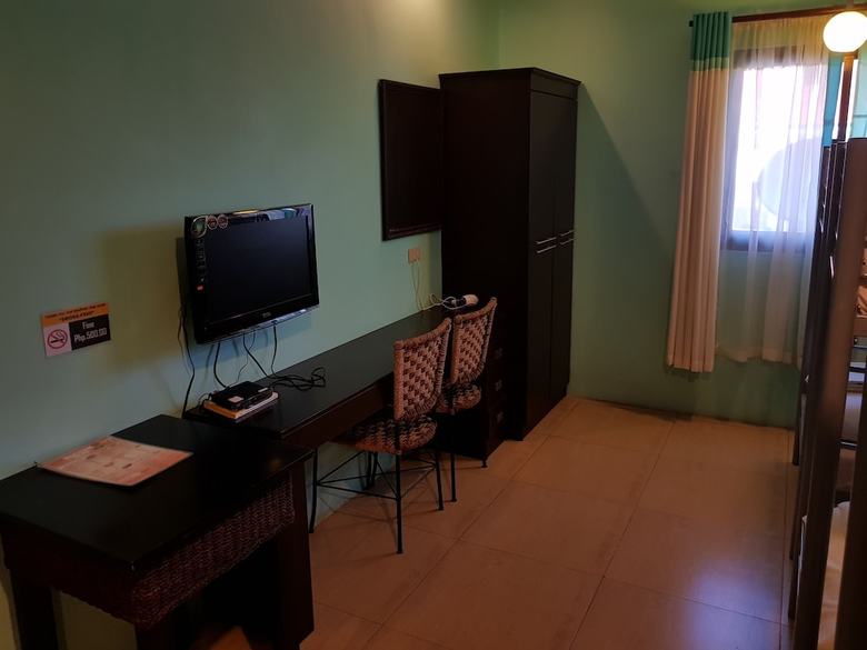 Subic Pearl Hotel