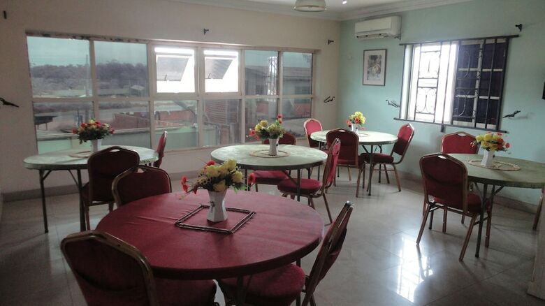Hotel Hallmark Suites Itori