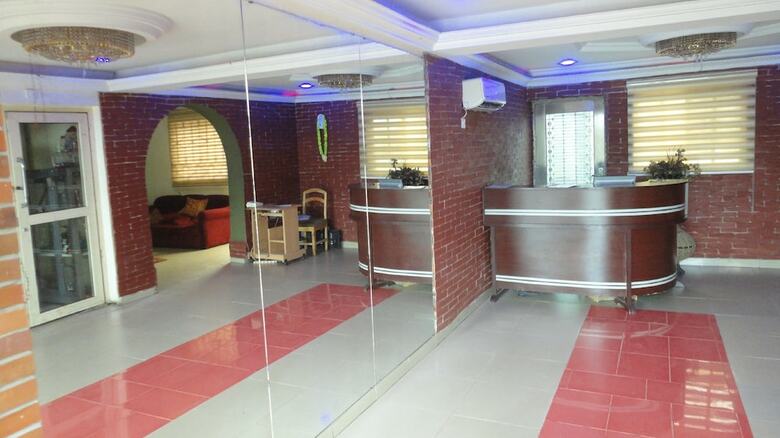 Hotel Hallmark Suites Itori