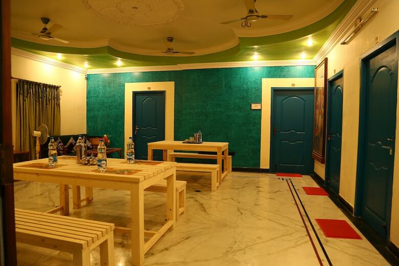 Hotel Zingle Stay Airport