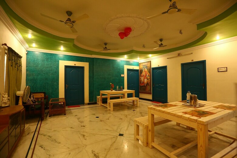 Hotel Zingle Stay Airport
