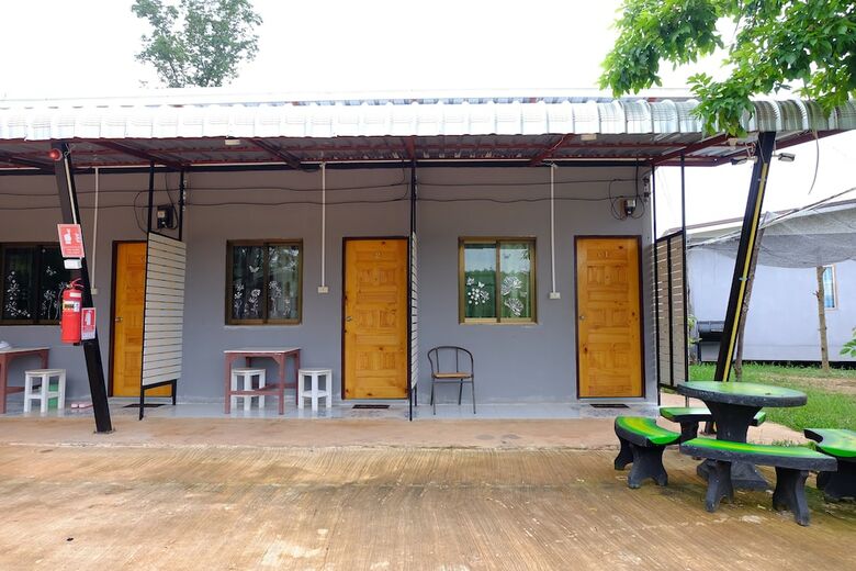 Hotel Natchar Resort