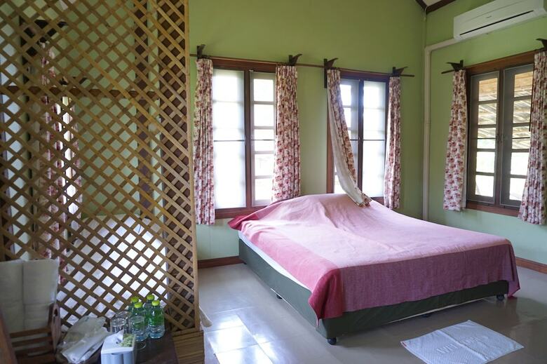 Hotel Donsak Orchid Resort