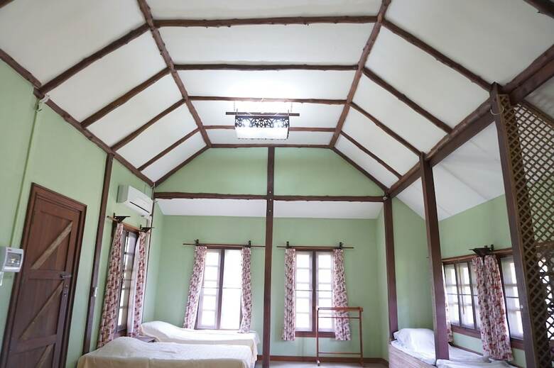 Hotel Donsak Orchid Resort