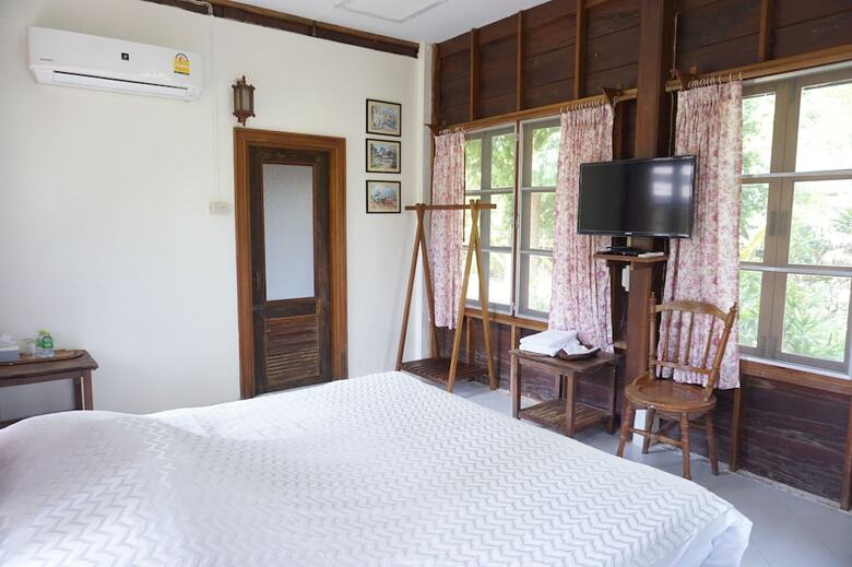 Hotel Donsak Orchid Resort