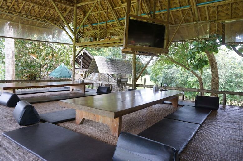 Hotel Donsak Orchid Resort