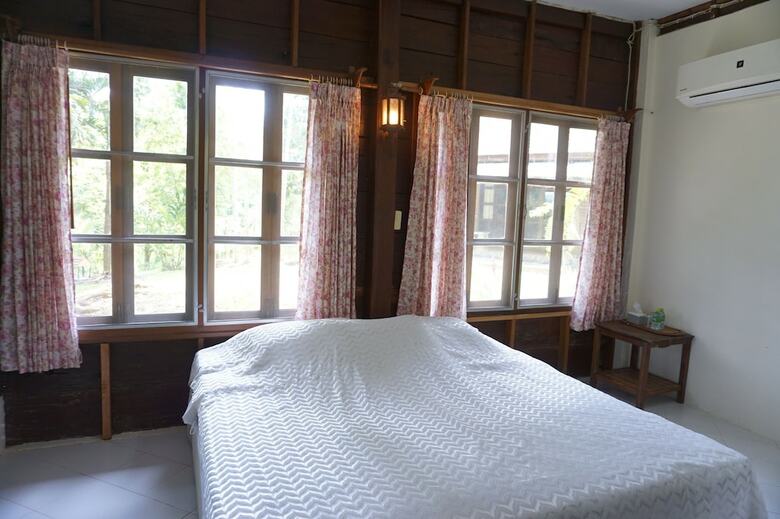 Hotel Donsak Orchid Resort