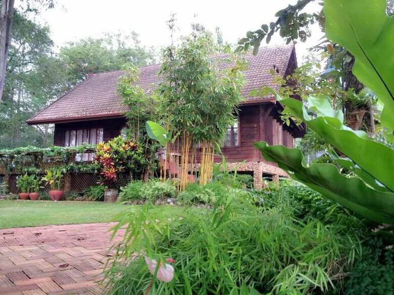 Hotel Donsak Orchid Resort