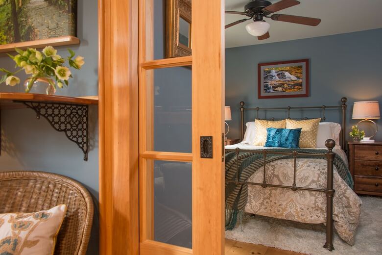 Bed & Breakfast Gothic Eves Inn And Spa