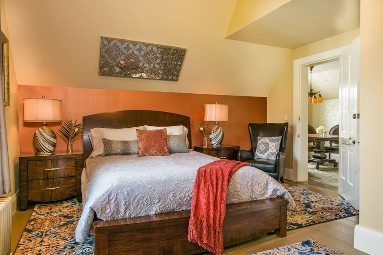 Bed & Breakfast Gothic Eves Inn And Spa