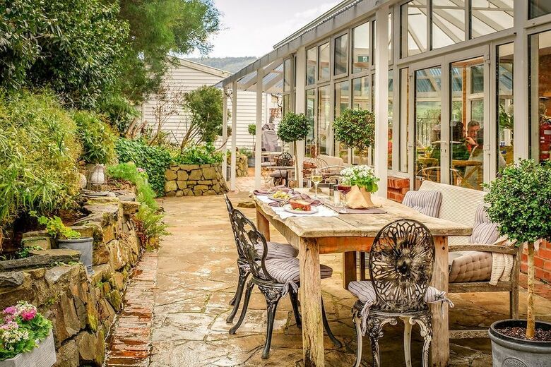 Bed & Breakfast Cygnet Old Bank B & B Cafe & Gift Store