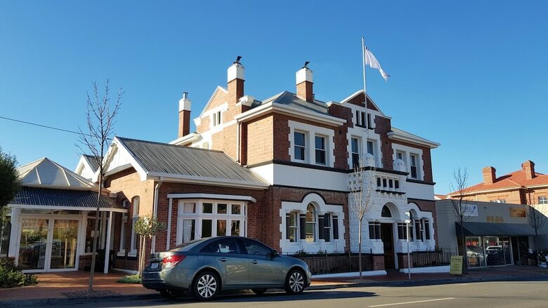 Bed & Breakfast Cygnet Old Bank B & B Cafe & Gift Store