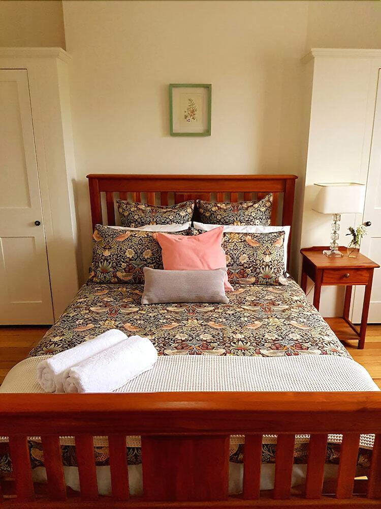 Bed & Breakfast Cygnet Old Bank B & B Cafe & Gift Store
