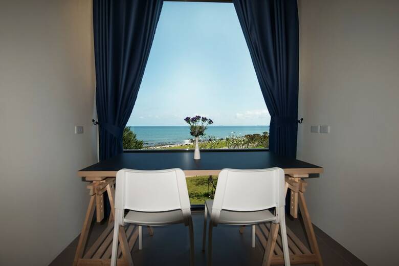Hotel The Beach Residence