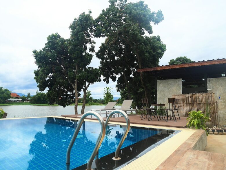Hotel Doi Inthanon Riverside Resort