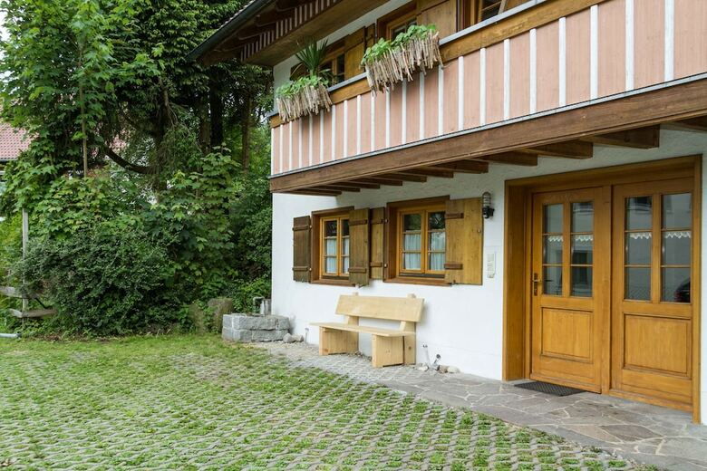Pia's Nature Retreat