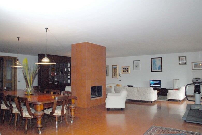 Hotel Resort Villa Manu