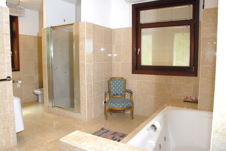 Hotel Resort Villa Manu