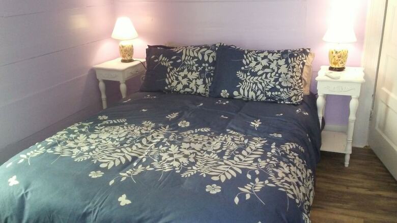 Memory Lane Bed And Breakfast