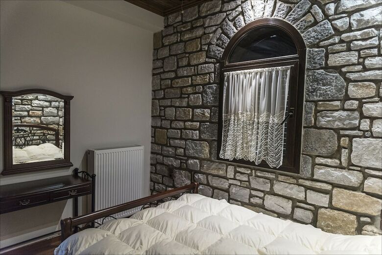 Villa Stone Mansion Anavryti