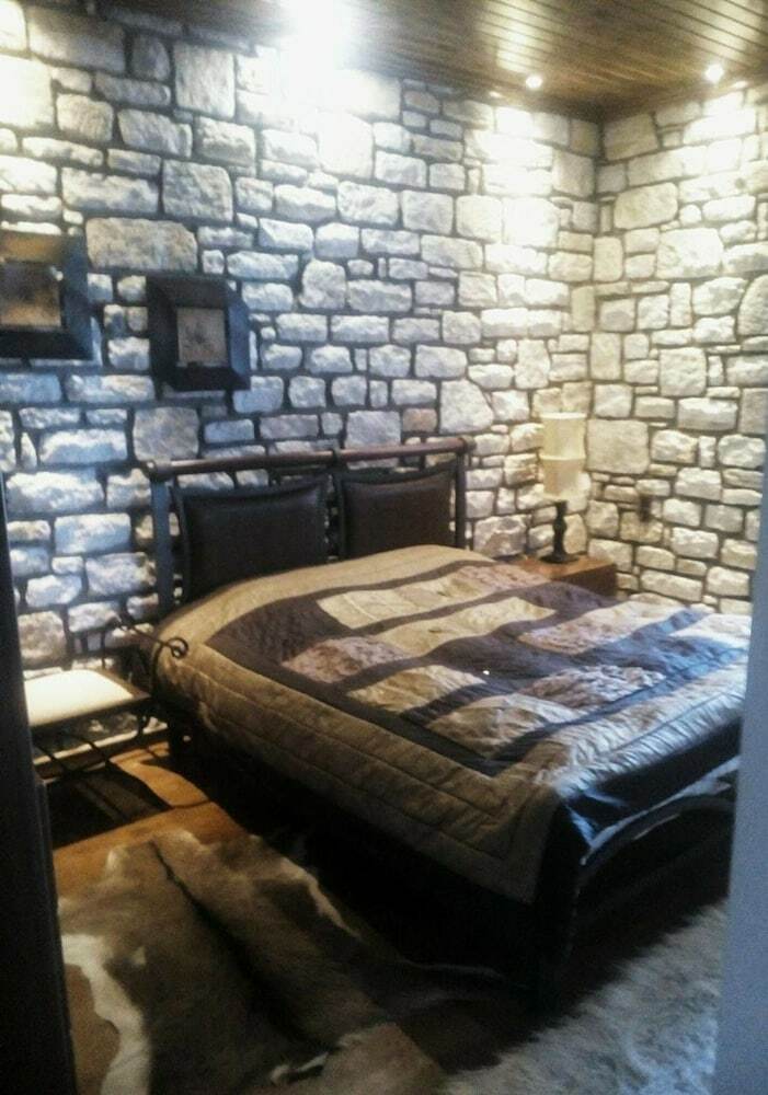 Villa Stone Mansion Anavryti