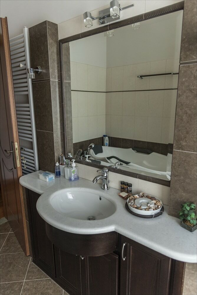 Villa Stone Mansion Anavryti