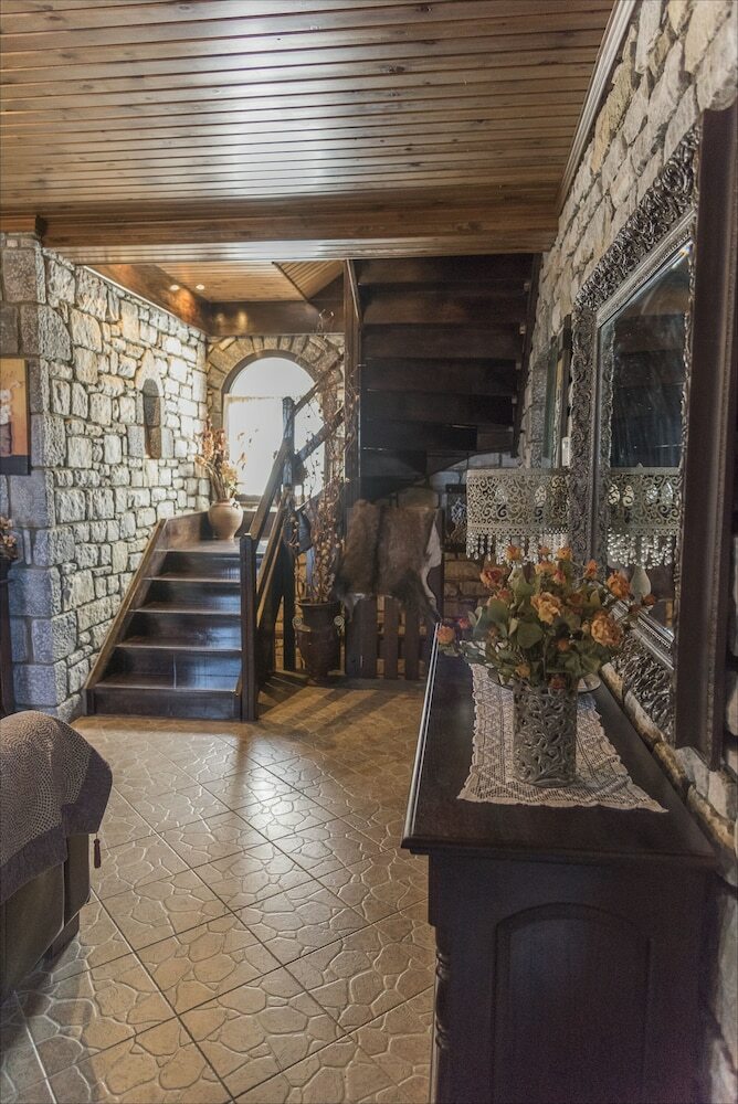 Villa Stone Mansion Anavryti