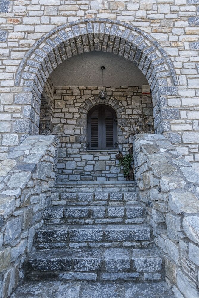 Villa Stone Mansion Anavryti