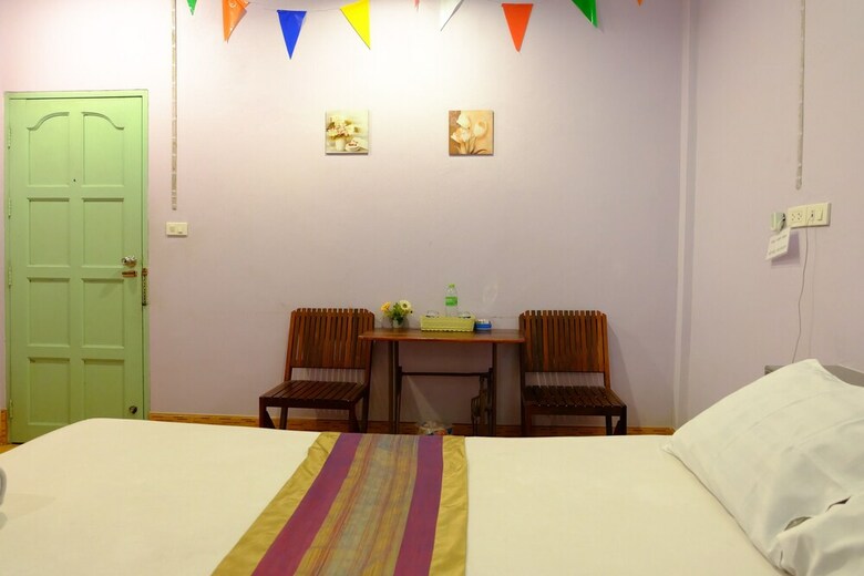 Hotel Pruksa Riverside Resort