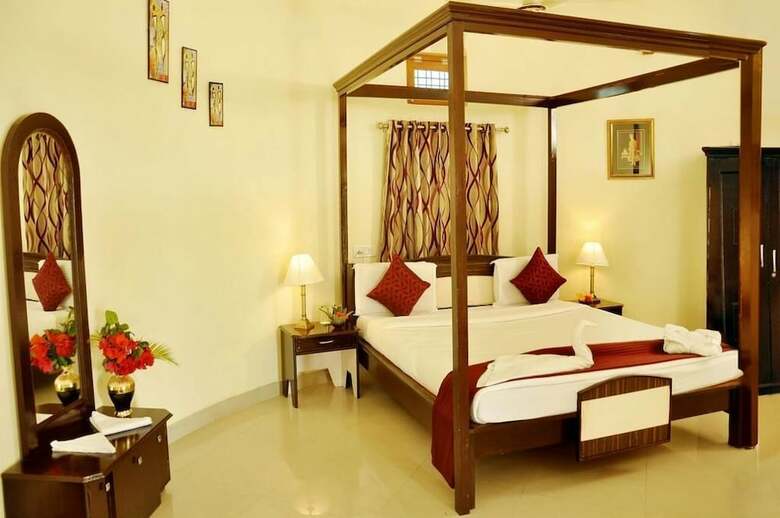 Hotel Narayan Niwas Resort