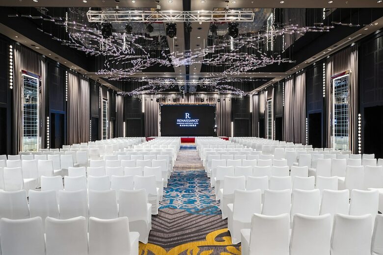 Renaissance Hangzhou Northeast Hotel