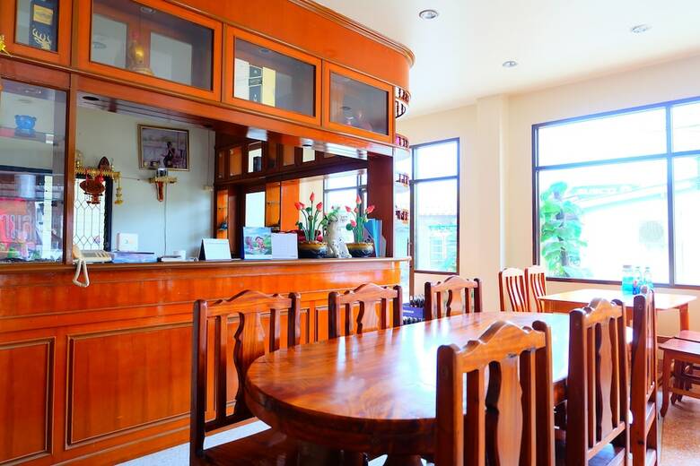 Hotel Chotiphan Apartment