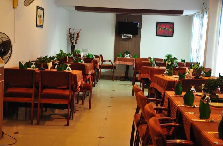 Hotel Xaviers Residency