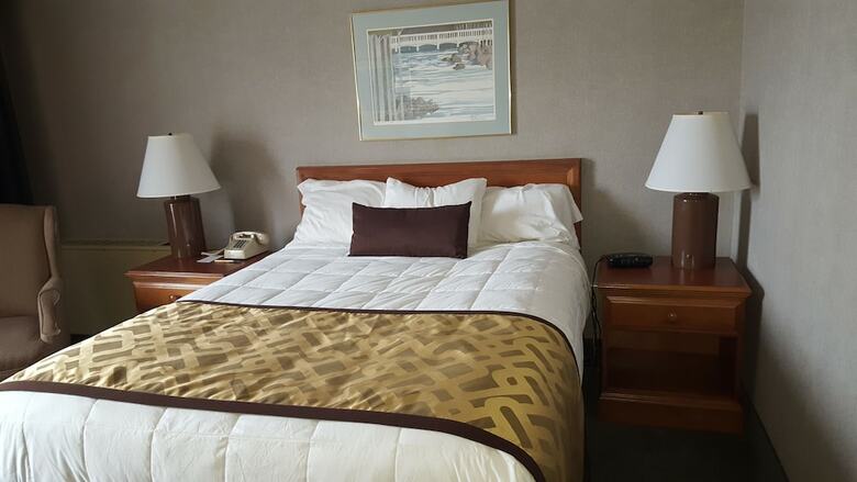 Hibbing Park Hotel & Suites