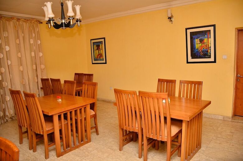Hotel Yanna Lodge