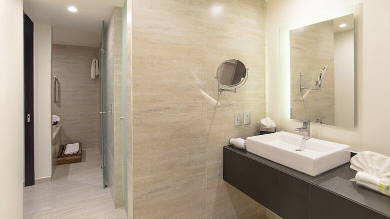 Hotel Holiday Inn Mexico Dali Airport