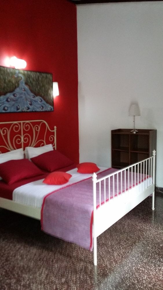 Hotel Village Villa Home Stay