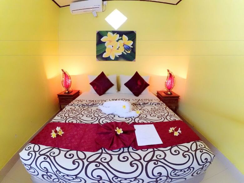 Hotel Svaha Guest House