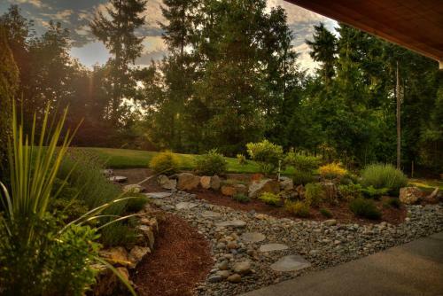 Bed & Breakfast Shawnigan Suite B & B