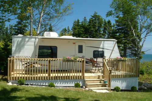 Hotel Sea Parrot Ocean View Manor