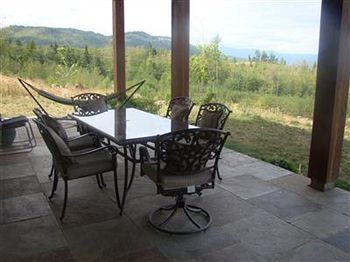 Bed & Breakfast Malahat View Guesthouse
