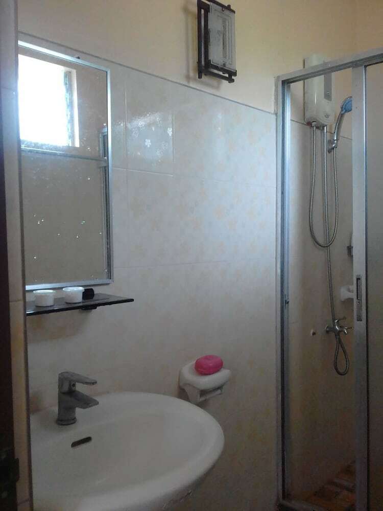 Hotel Tops Lodging House