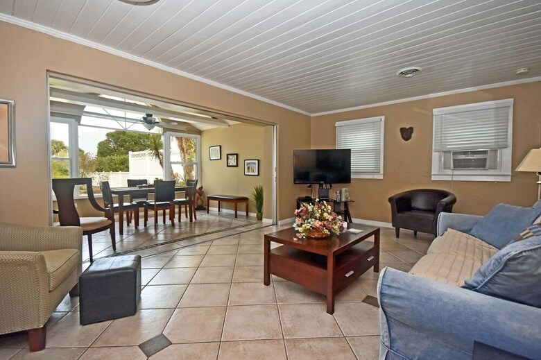 Villa Paradise Cove At Lemon Bay