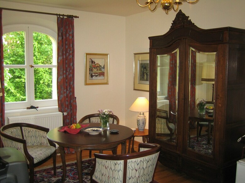 Hotel Burg Boetzelaer