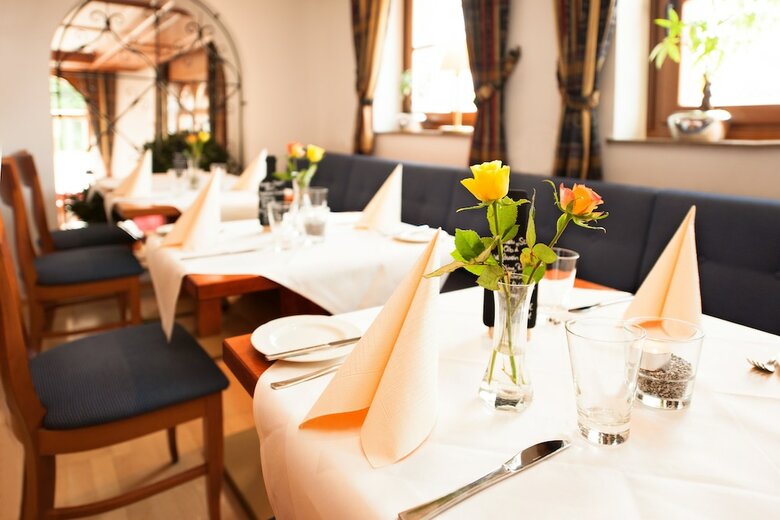 Hotel Sch�tzenburg