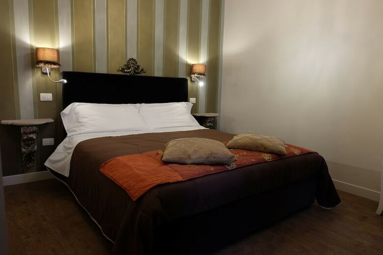 Hotel La Rocca Guest House & Spa